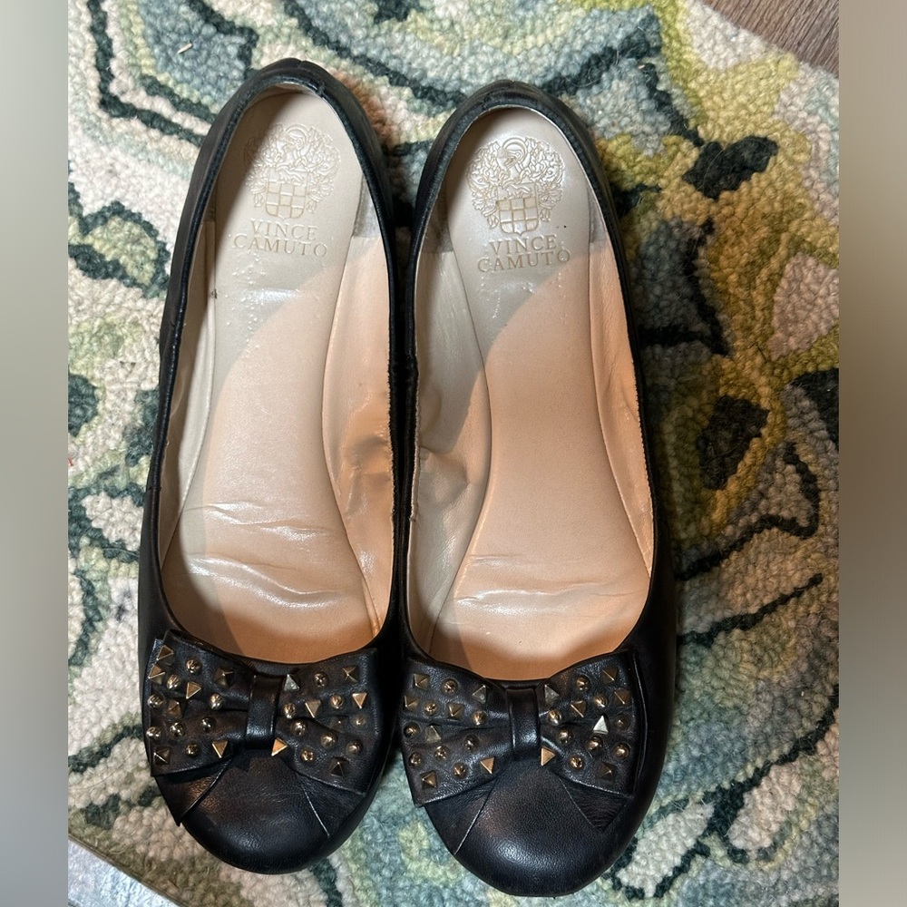 Vince Camuto Flats